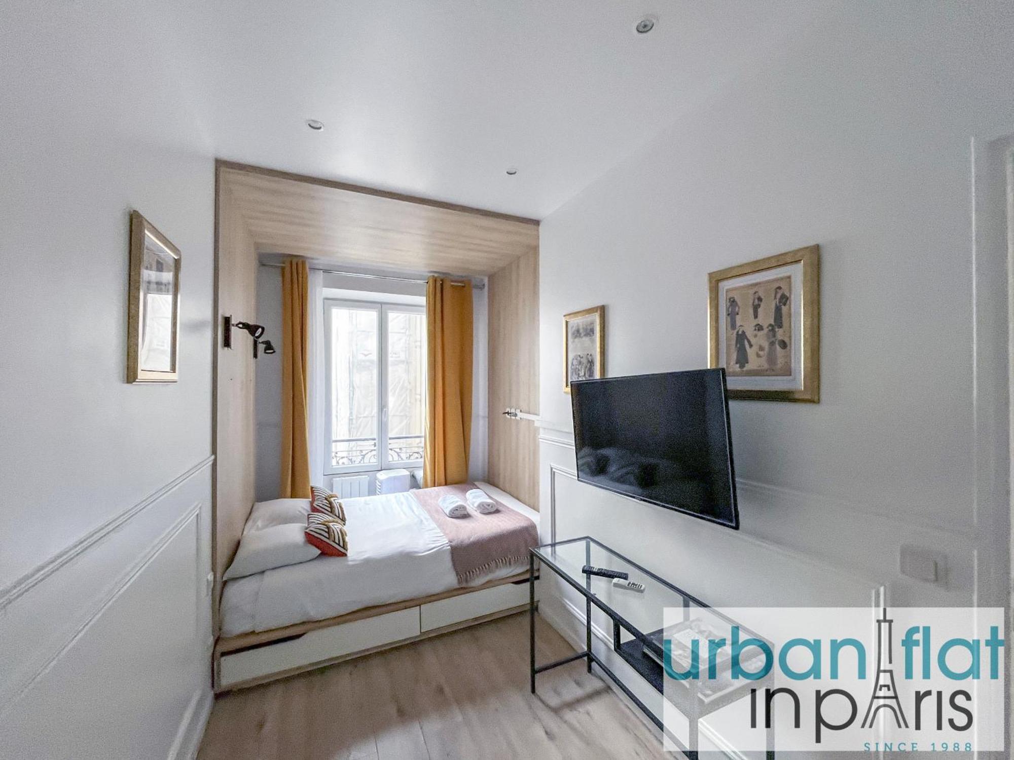 Urban Flat 80 - Cinema Sebastopol * Paris